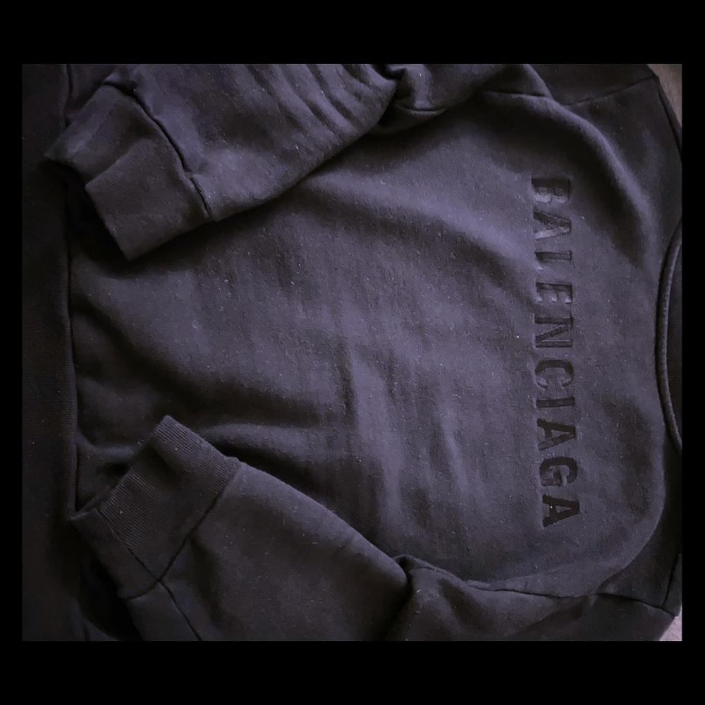 AUTHENTIC BALENCIAGA SWEATSHIRT